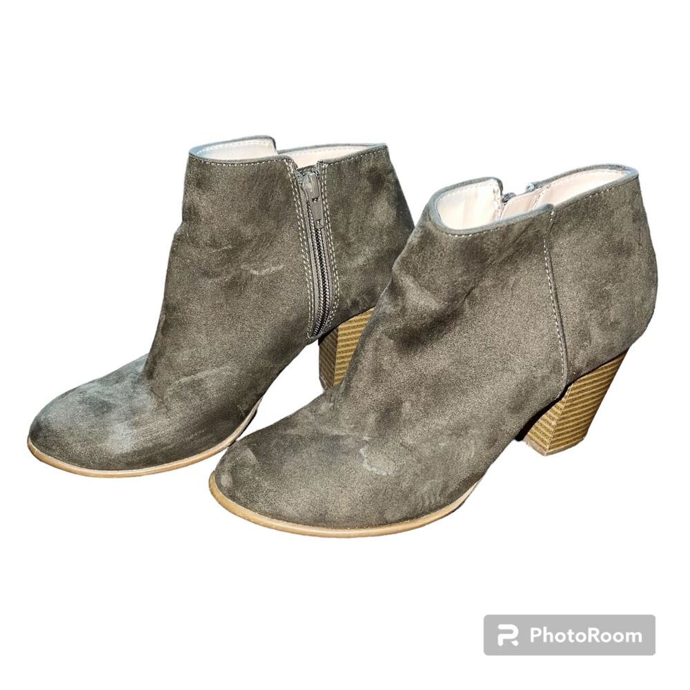 Old Navy Womens Ankle Bootie Basic High Heeled Shoes Olive Green Size 7